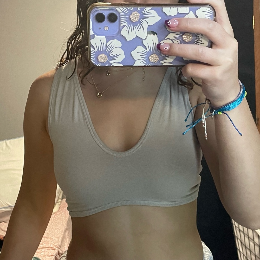 American Eagle twist back tank top